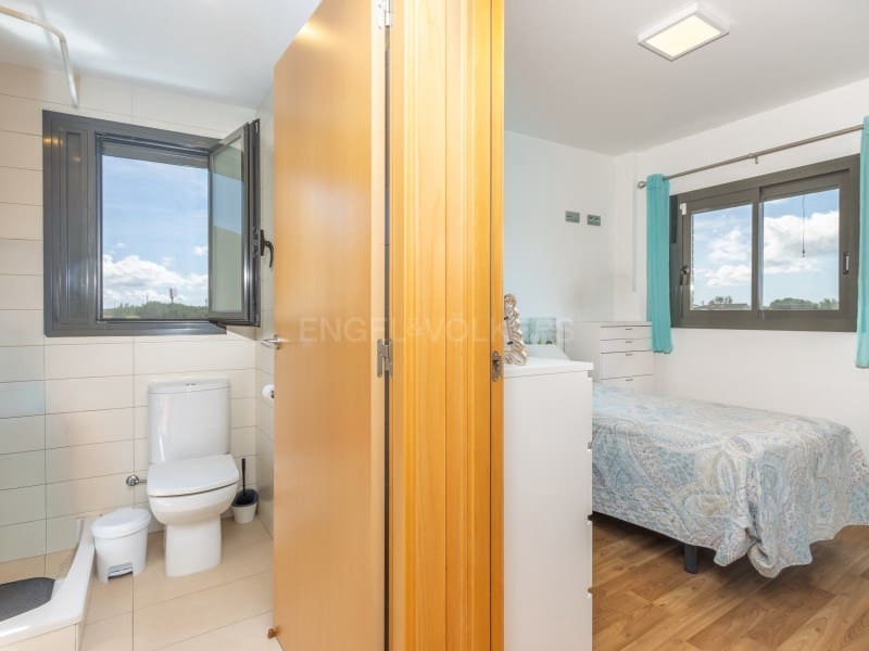 3 bedroom Flat for sale in Sils - € 225,000 (Ref: 9839286)