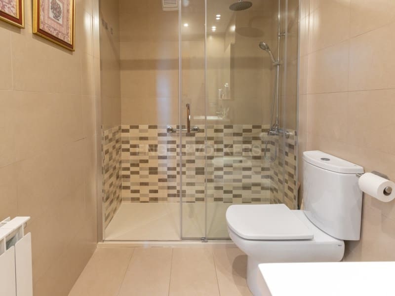3 bedroom Flat for sale in Sils - € 225,000 (Ref: 9839286)