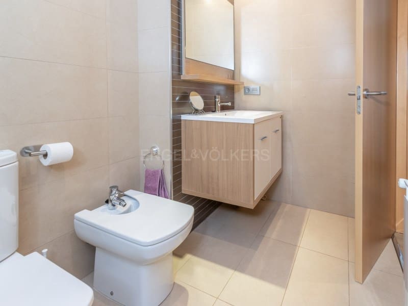 3 bedroom Flat for sale in Sils - € 225,000 (Ref: 9839286)