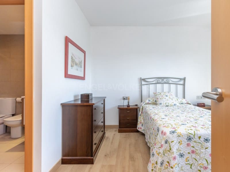 3 bedroom Flat for sale in Sils - € 225,000 (Ref: 9839286)