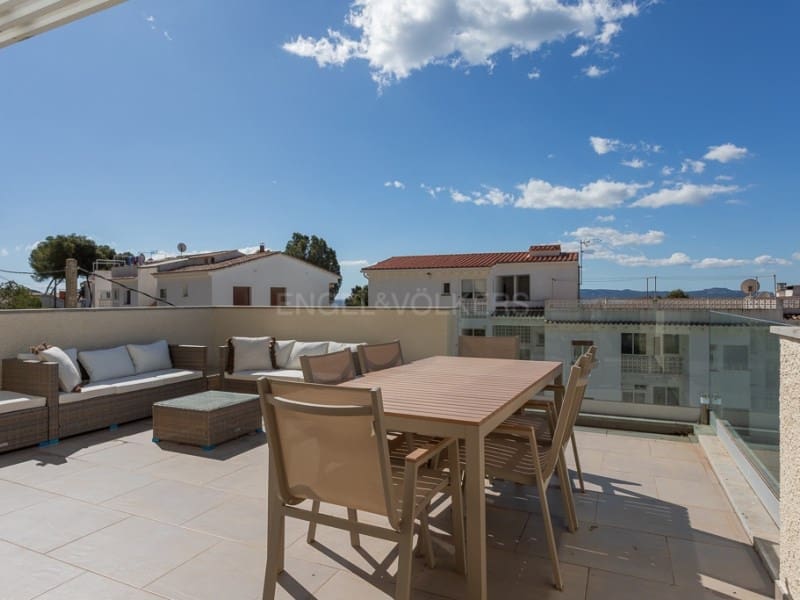 3 bedroom Villa for sale in L'Estartit with pool garage - € 585,000 (Ref: 9845322)