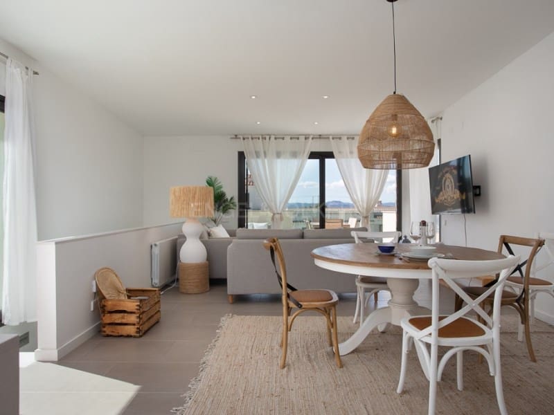 3 bedroom Villa for sale in L'Estartit with pool garage - € 585,000 (Ref: 9845322)