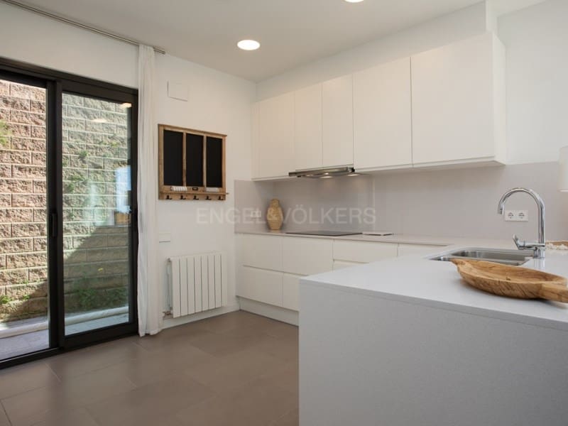 3 bedroom Villa for sale in L'Estartit with pool garage - € 585,000 (Ref: 9845322)