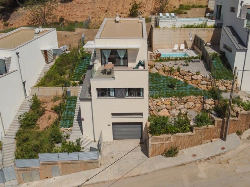 3 bedroom Villa for sale in L'Estartit with pool garage - € 585,000 (Ref: 9845322)