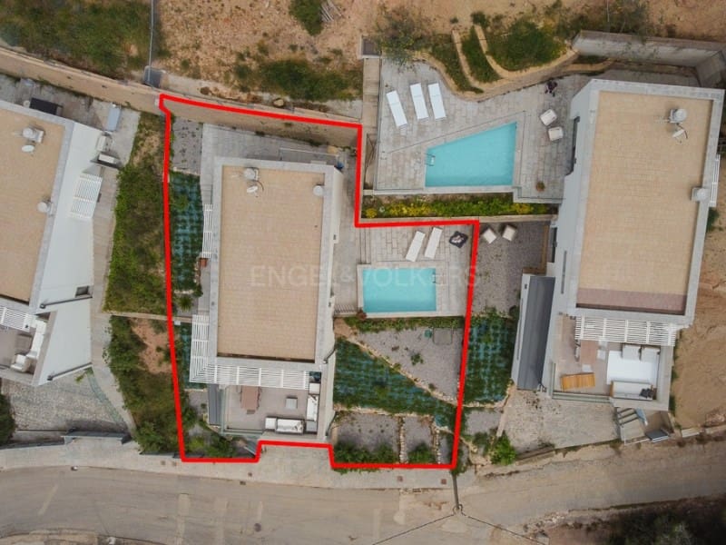 3 bedroom Villa for sale in L'Estartit with pool garage - € 585,000 (Ref: 9845322)