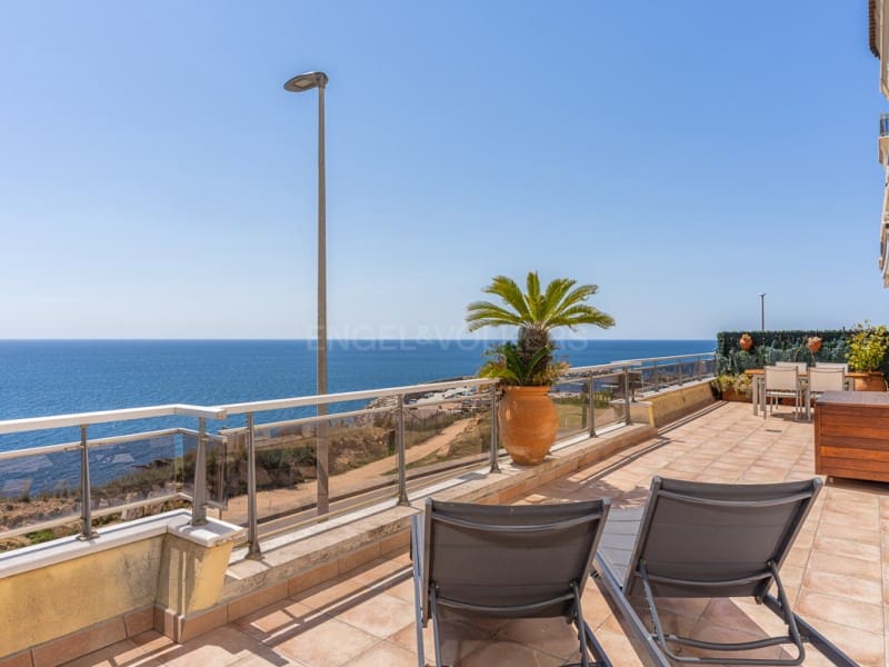 3 bedroom Apartment for sale in Palamos with garage - € 695,000 (Ref: 9861749)