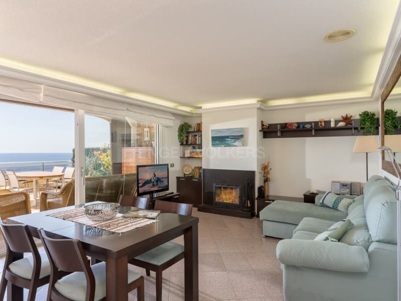 3 bedroom Apartment for sale in Palamos with garage - € 695,000 (Ref: 9861749)