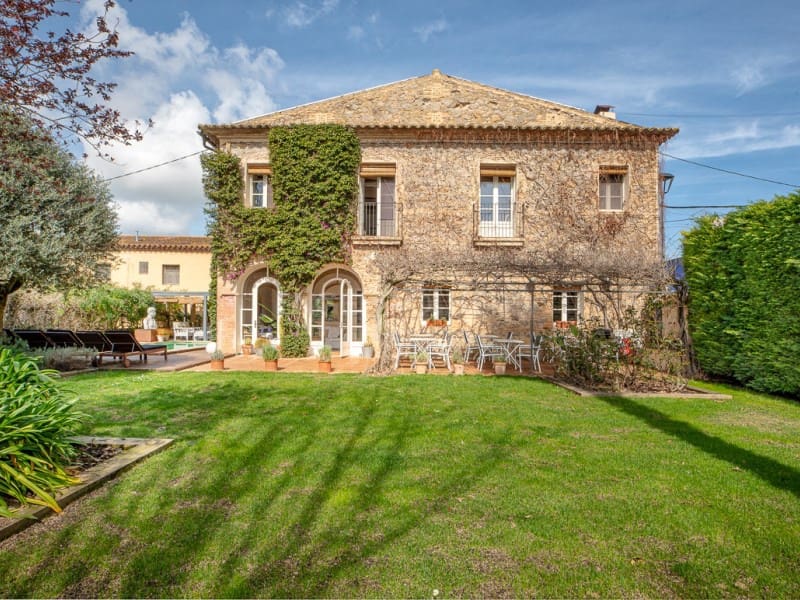 8 bedroom Finca/Country House for sale in Torroella de Fluvia with pool - € 1,495,000 (Ref: 9869962)