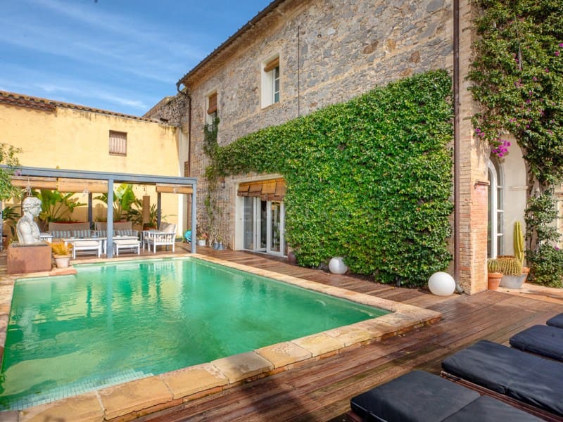 8 bedroom Finca/Country House for sale in Torroella de Fluvia with pool - € 1,495,000 (Ref: 9869962)
