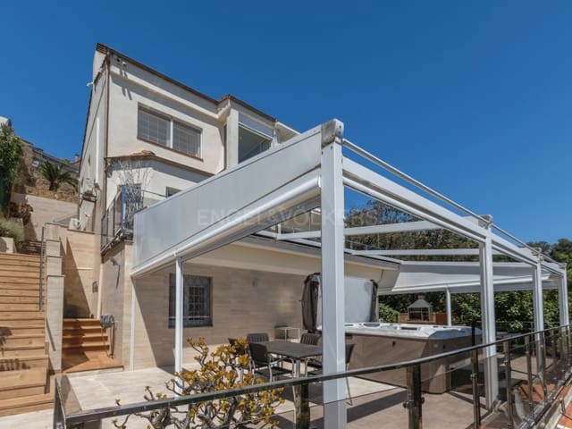 4 soveværelse Villa til salg i Blanes - € 1.295.000 (Ref: 9873168)