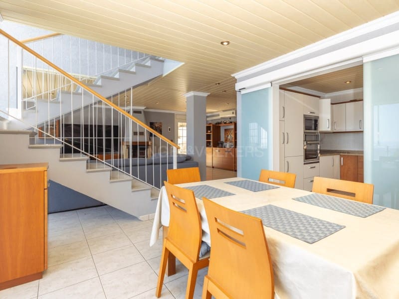 4 soveværelse Villa til salg i Blanes - € 1.295.000 (Ref: 9873168)