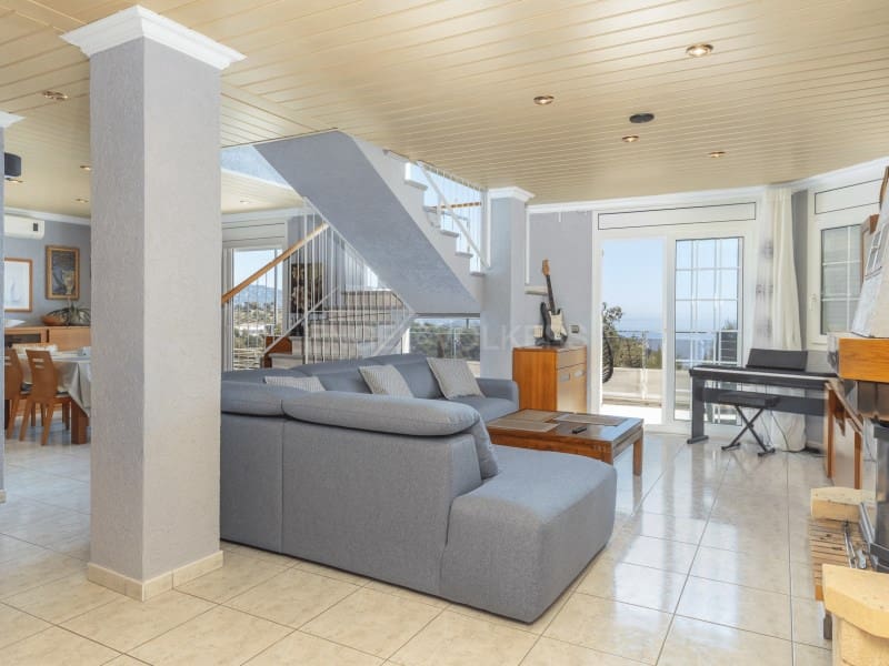 4 soveværelse Villa til salg i Blanes - € 1.295.000 (Ref: 9873168)