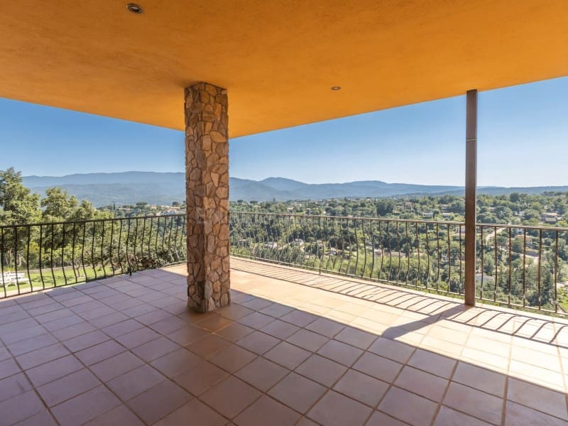 5 bedroom Villa for sale in Riells i Viabrea with pool garage - € 480,000 (Ref: 9875971)