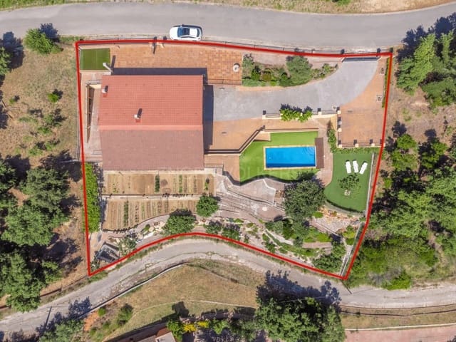 5 slaapkamer Villa te koop in Riells i Viabrea met zwembad garage - € 480.000 (Ref: 9875971)