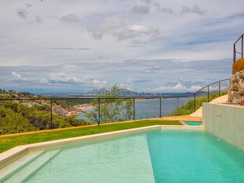 4 sypialnia Willa na sprzedaż w Begur z basenem - 3 250 000 € (Ref: 9890051)