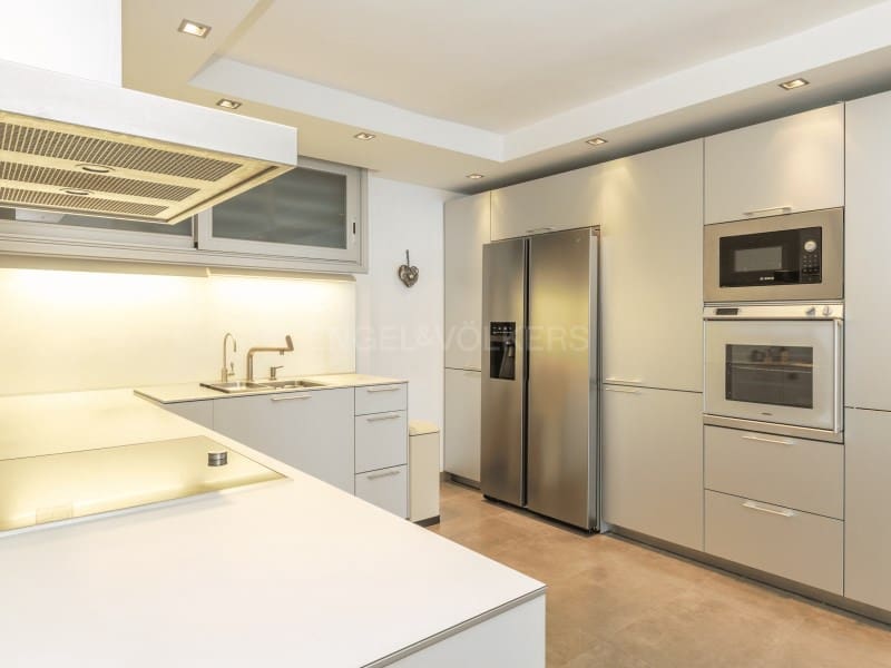 3 Zimmer Apartment zu verkaufen in Tossa de Mar mit Garage - 1.200.000 € (Ref: 9899381)