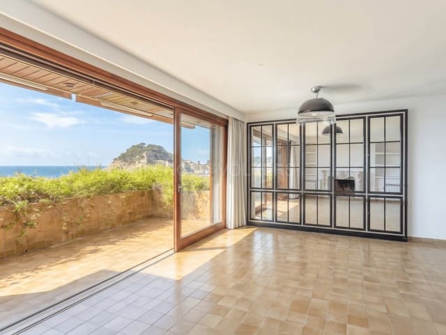 3 makuuhuone Huoneisto myytävänä paikassa Tossa de Mar mukana 
autotalli - 1 200 000 € (Ref: 9899381)