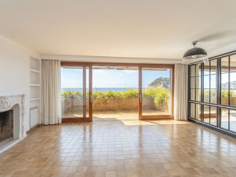 3 Zimmer Apartment zu verkaufen in Tossa de Mar mit Garage - 1.200.000 € (Ref: 9899381)