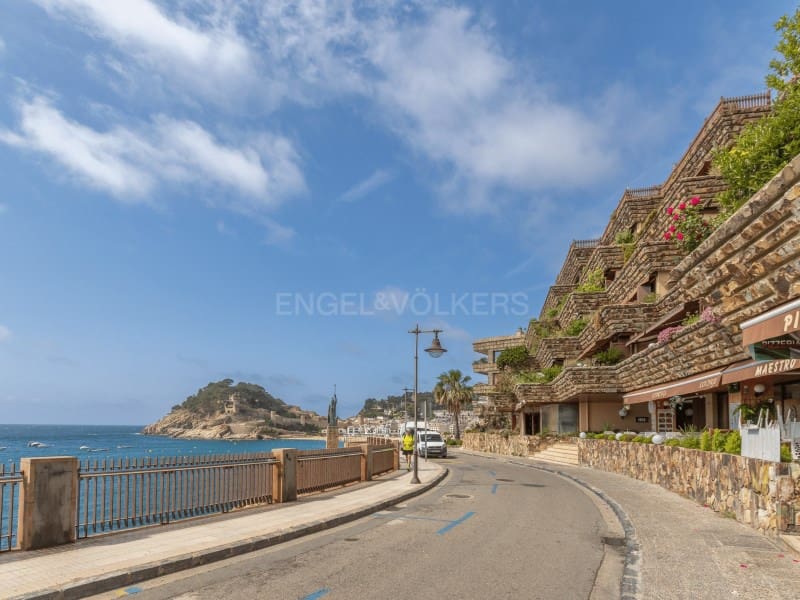 3 Zimmer Apartment zu verkaufen in Tossa de Mar mit Garage - 1.200.000 € (Ref: 9899381)