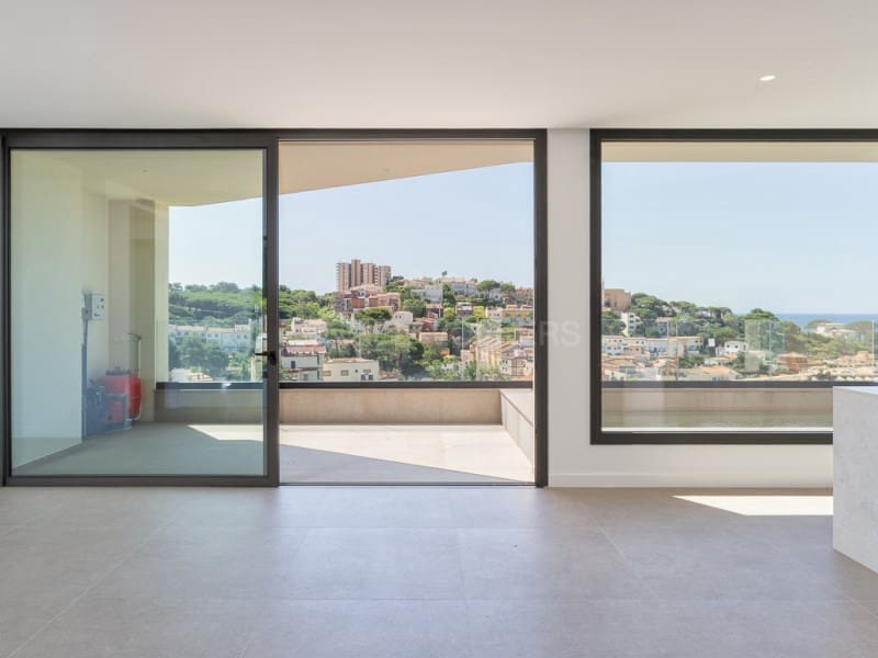 4 Zimmer Villa zu verkaufen in Sant Feliu de Guixols mit Pool Garage - 1.300.000 € (Ref: 9900418)