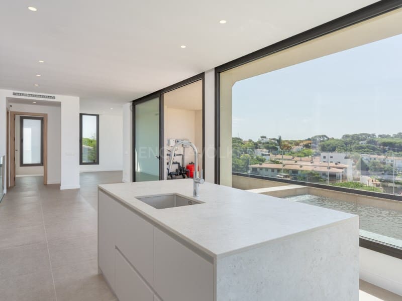 4 Zimmer Villa zu verkaufen in Sant Feliu de Guixols mit Pool Garage - 1.300.000 € (Ref: 9900418)
