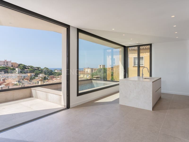4 Zimmer Villa zu verkaufen in Sant Feliu de Guixols mit Pool Garage - 1.300.000 € (Ref: 9900418)