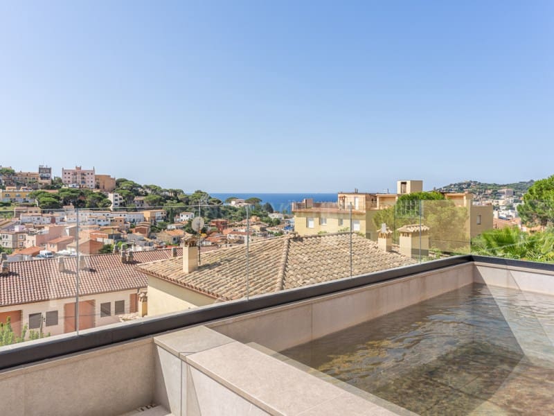 4 Zimmer Villa zu verkaufen in Sant Feliu de Guixols mit Pool Garage - 1.300.000 € (Ref: 9900418)
