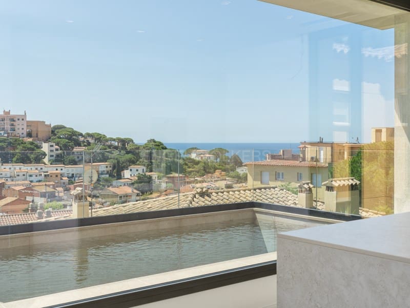 4 Zimmer Villa zu verkaufen in Sant Feliu de Guixols mit Pool Garage - 1.300.000 € (Ref: 9900418)