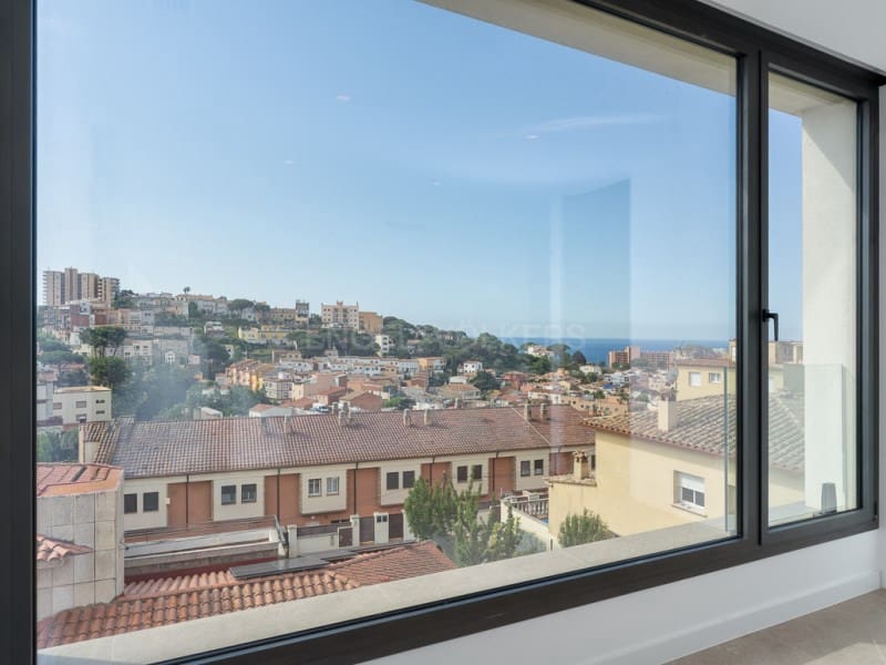 4 Zimmer Villa zu verkaufen in Sant Feliu de Guixols mit Pool Garage - 1.300.000 € (Ref: 9900418)