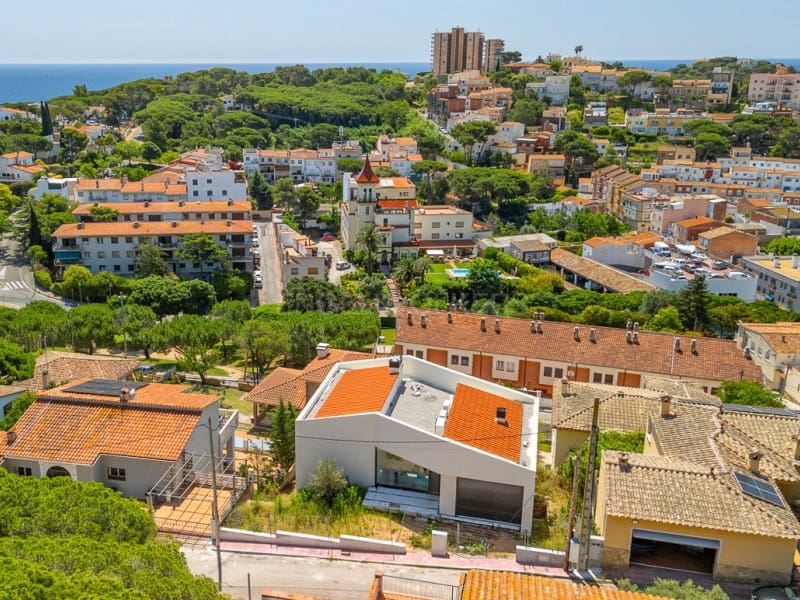4 Zimmer Villa zu verkaufen in Sant Feliu de Guixols mit Pool Garage - 1.300.000 € (Ref: 9900418)