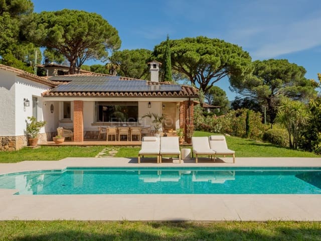4 quarto Moradia para venda em Santa Cristina d'Aro com piscina garagem - 1 250 000 € (Ref: 9906935)