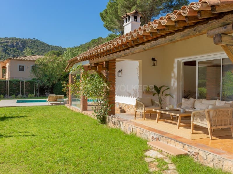 4 quarto Moradia para venda em Santa Cristina d'Aro com piscina garagem - 1 250 000 € (Ref: 9906935)
