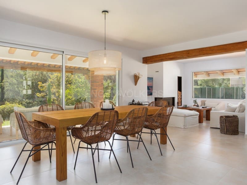 4 quarto Moradia para venda em Santa Cristina d'Aro com piscina garagem - 1 250 000 € (Ref: 9906935)