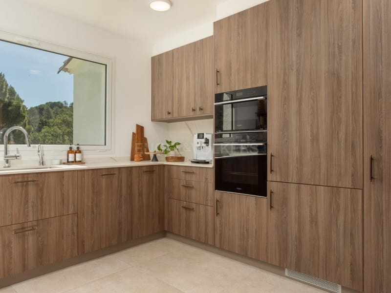 4 quarto Moradia para venda em Santa Cristina d'Aro com piscina garagem - 1 250 000 € (Ref: 9906935)