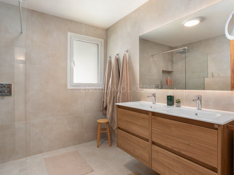 4 quarto Moradia para venda em Santa Cristina d'Aro com piscina garagem - 1 250 000 € (Ref: 9906935)