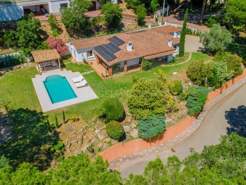 4 quarto Moradia para venda em Santa Cristina d'Aro com piscina garagem - 1 250 000 € (Ref: 9906935)