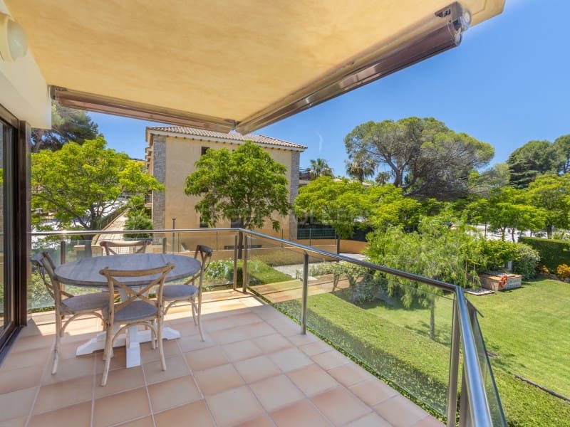 3 slaapkamer Appartement te koop in Platja d'Aro met zwembad garage - € 465.000 (Ref: 9910526)