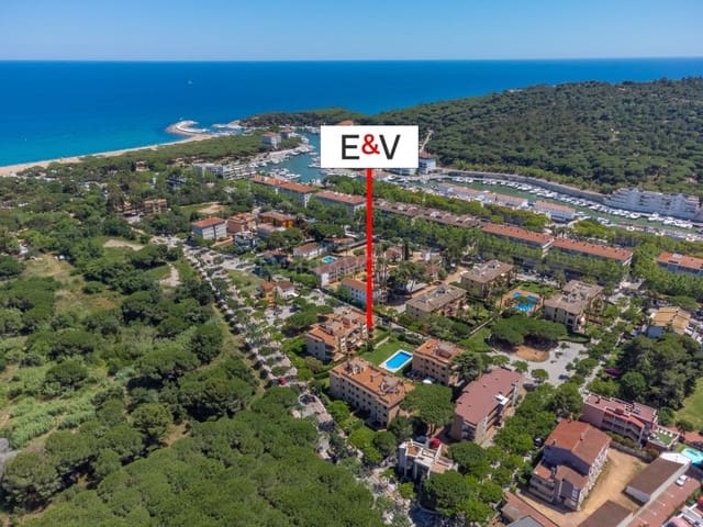 3 slaapkamer Appartement te koop in Platja d'Aro, Castell-Platja d'Aro met zwembad garage - € 465.000 (Ref: 9910526)