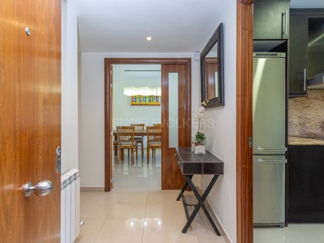 3 slaapkamer Appartement te koop in Platja d'Aro, Castell-Platja d'Aro met zwembad garage - € 465.000 (Ref: 9910526)