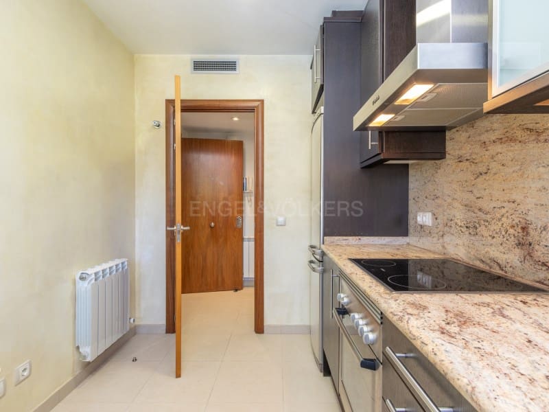 3 slaapkamer Appartement te koop in Platja d'Aro met zwembad garage - € 465.000 (Ref: 9910526)