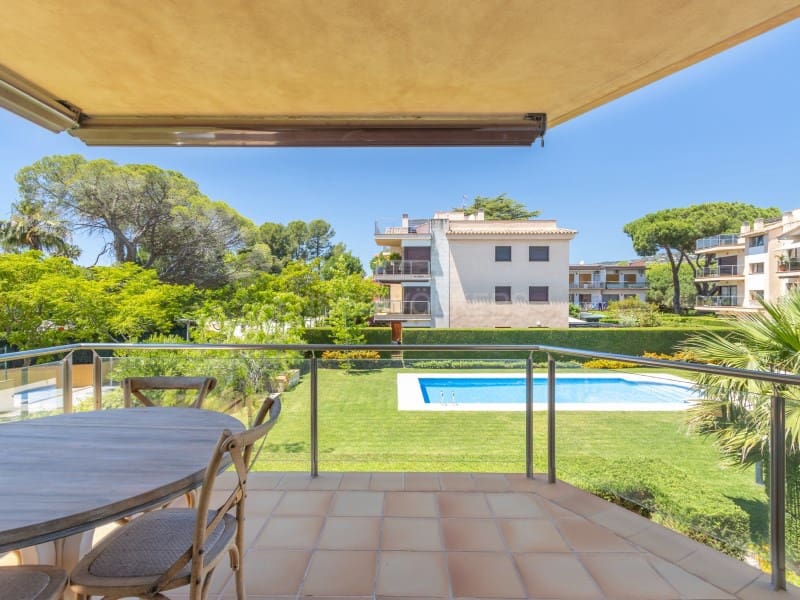 3 slaapkamer Appartement te koop in Platja d'Aro met zwembad garage - € 465.000 (Ref: 9910526)