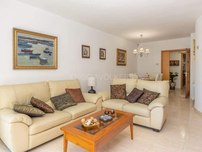 3 bedroom Apartment for sale in Platja d'Aro with pool garage - € 460,000 (Ref: 9912806)
