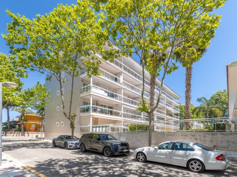 3 bedroom Apartment for sale in Platja d'Aro with pool garage - € 460,000 (Ref: 9912806)