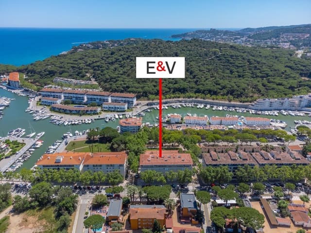 3 bedroom Apartment for sale in Platja d'Aro, Castell-Platja d'Aro with pool garage - € 460,000 (Ref: 9912806)
