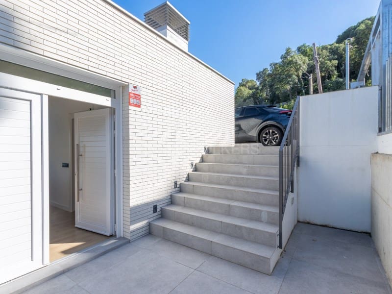4 chambre Villa/Maison à vendre à Lloret de Mar - 679 000 € (Ref: 9916572)