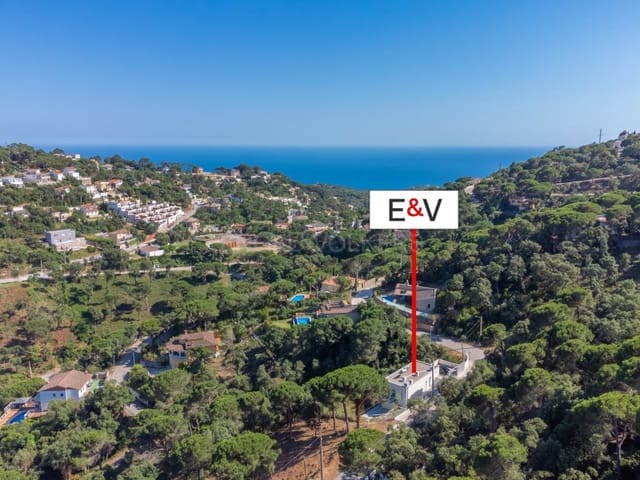 4 chambre Villa/Maison à vendre à Serra Brava, Lloret de Mar - 679 000 € (Ref: 9916572)
