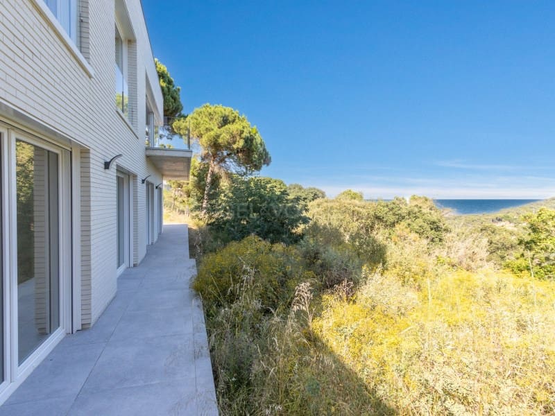 4 chambre Villa/Maison à vendre à Lloret de Mar - 679 000 € (Ref: 9916572)