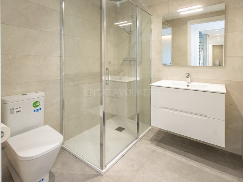 4 chambre Villa/Maison à vendre à Lloret de Mar - 679 000 € (Ref: 9916572)