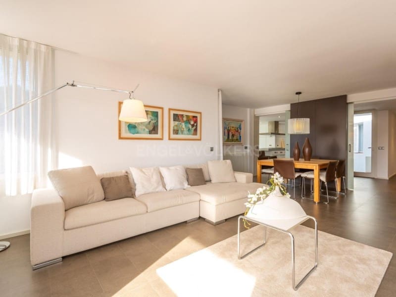 4 bedroom Flat for sale in Blanes with garage - € 985,000 (Ref: 9927062)