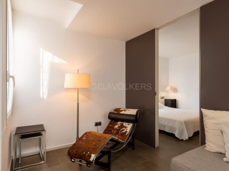 4 bedroom Flat for sale in Blanes with garage - € 985,000 (Ref: 9927062)